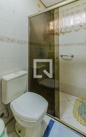 Apartamento à venda com 127m², 3 quartos e 2 vagas Apartamento à venda com 127m², 3 quartos e 2 vagasBanheiro da Suíte 2