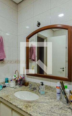 Apartamento à venda com 127m², 3 quartos e 2 vagas Apartamento à venda com 127m², 3 quartos e 2 vagasBanheiro da Suíte 3