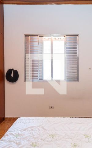 Casa à venda com 240m², 3 quartos e 4 vagasSuíte