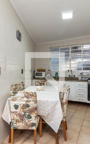 Casa à venda com 240m², 3 quartos e 4 vagasCozinha