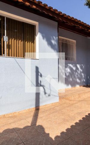 Casa à venda com 240m², 3 quartos e 4 vagasQuintal FrontalQuintal Frontal