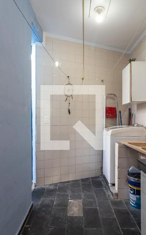 Casa à venda com 240m², 3 quartos e 4 vagasÁrea de Serviço