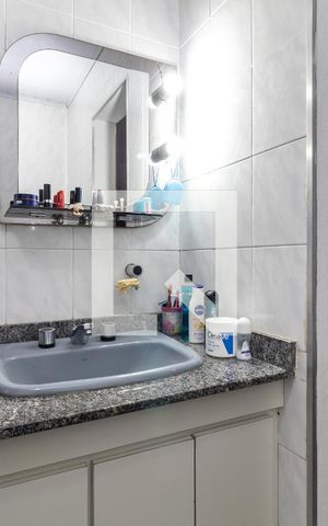 Casa à venda com 240m², 3 quartos e 4 vagasBanheiro da Suíte