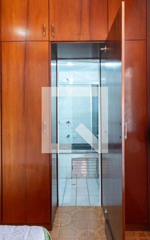 Casa à venda com 240m², 3 quartos e 4 vagasSuíte