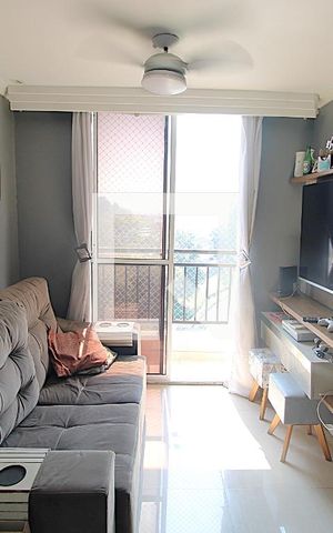 Apartamento à venda com 48m², 2 quartos e 1 vagaSala