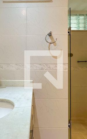 Apartamento para alugar com 150m², 3 quartos e 1 vaga Apartamento para alugar com 150m², 3 quartos e 1 vagaBanheiro Social