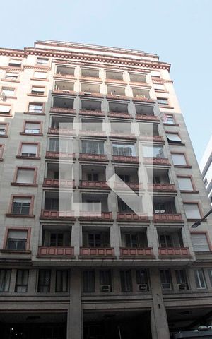 Apartamento para alugar com 160m², 7 quartos e sem vagaFachada