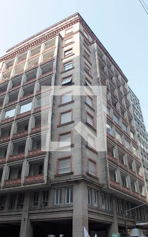 Apartamento para alugar com 160m², 7 quartos e sem vagaFachada