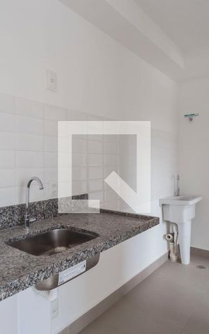 Apartamento para alugar com 40m², 2 quartos e sem vaga Apartamento para alugar com 40m², 2 quartos e sem vagaSala/Cozinha