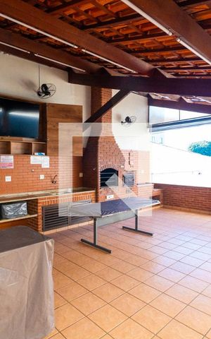 Casa de condomínio à venda com 132m², 3 quartos e 2 vagas Casa de condomínio à venda com 132m², 3 quartos e 2 vagasÁrea comum - Churrasqueira
