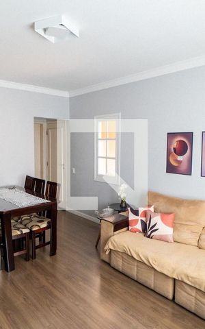 Casa de condomínio à venda com 132m², 3 quartos e 2 vagas Casa de condomínio à venda com 132m², 3 quartos e 2 vagasSala