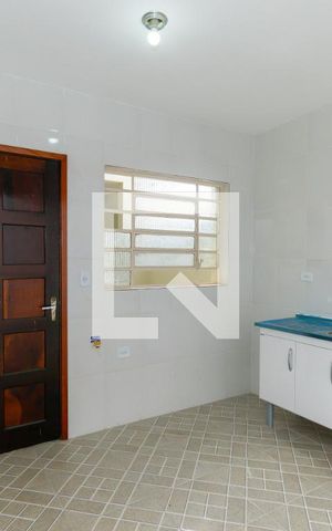 Casa de condomínio para alugar com 79m², 2 quartos e sem vaga Casa de condomínio para alugar com 79m², 2 quartos e sem vagaCozinha