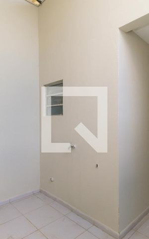Casa de condomínio para alugar com 79m², 2 quartos e sem vaga Casa de condomínio para alugar com 79m², 2 quartos e sem vagaÁrea comum