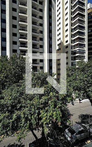 Apartamento à venda com 237m², 3 quartos e 3 vagasVista