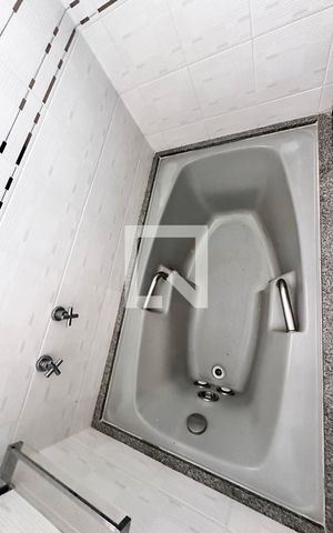 Apartamento à venda com 237m², 3 quartos e 3 vagasBanheiro Social