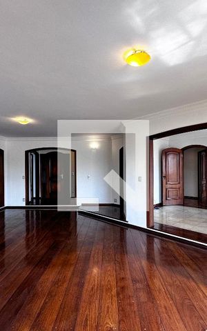 Apartamento à venda com 237m², 3 quartos e 3 vagasSala