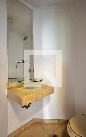 Apartamento à venda com 237m², 3 quartos e 3 vagasLavabo