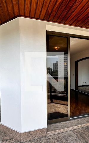 Apartamento à venda com 237m², 3 quartos e 3 vagasSacada
