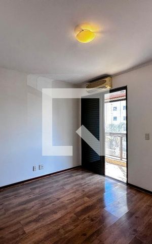 Apartamento à venda com 237m², 3 quartos e 3 vagasSuíte 2