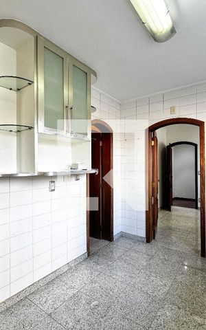 Apartamento à venda com 237m², 3 quartos e 3 vagasCozinha