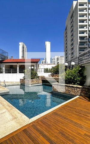 Apartamento à venda com 237m², 3 quartos e 3 vagasPiscina