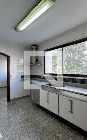 Apartamento à venda com 237m², 3 quartos e 3 vagasCozinha