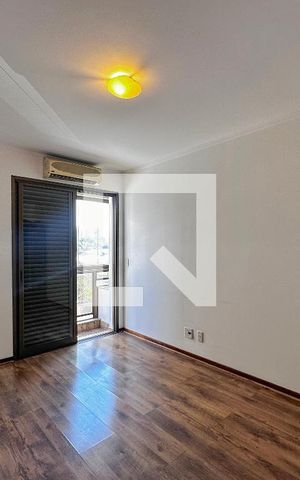 Apartamento à venda com 237m², 3 quartos e 3 vagasSuíte 1