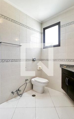 Apartamento à venda com 237m², 3 quartos e 3 vagasBanheiro Suíte 1