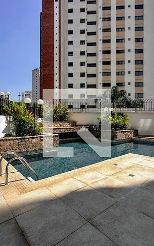 Apartamento à venda com 237m², 3 quartos e 3 vagasPiscina