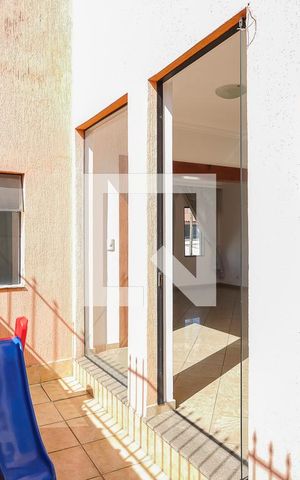 Casa à venda com 343m², 3 quartos e 6 vagasVaranda