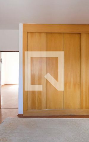 Casa à venda com 343m², 3 quartos e 6 vagasQuarto 2