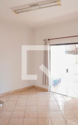 Casa à venda com 343m², 3 quartos e 6 vagasCozinha