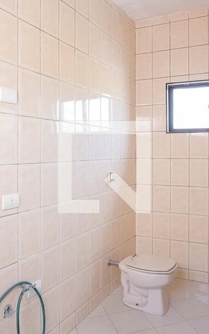 Casa à venda com 343m², 3 quartos e 6 vagasBanheiro da suíte