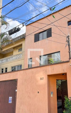Casa à venda com 343m², 3 quartos e 6 vagasFachada + plaquinha