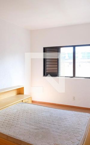Casa à venda com 343m², 3 quartos e 6 vagasQuarto 2