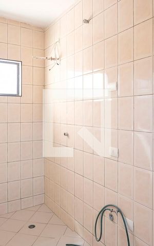 Casa à venda com 343m², 3 quartos e 6 vagasBanheiro da suíte