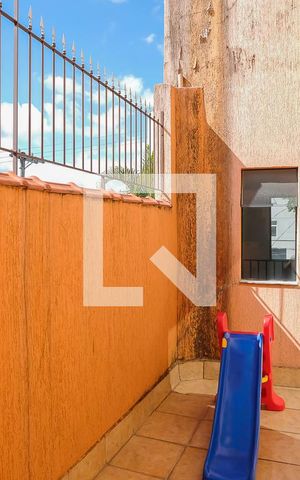 Casa à venda com 343m², 3 quartos e 6 vagasVaranda