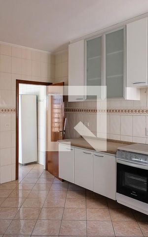 Casa à venda com 343m², 3 quartos e 6 vagasCozinha