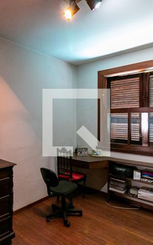Casa à venda com 450m², 4 quartos e 4 vagasQuarto