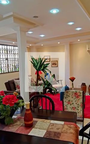 Casa de condomínio à venda com 222m², 3 quartos e 2 vagas Casa de condomínio à venda com 222m², 3 quartos e 2 vagassala