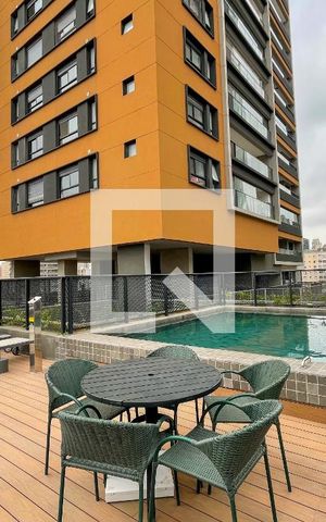 Studio à venda com 26m², 1 quarto e sem vaga Studio à venda com 26m², 1 quarto e sem vagaÁrea comum - Piscina