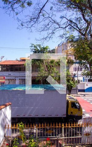 Casa à venda com 220m², 4 quartos e 3 vagas Casa à venda com 220m², 4 quartos e 3 vagasVista do Quarto 2