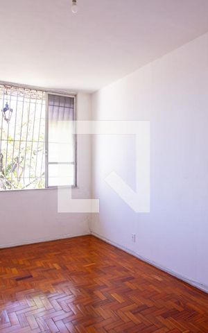 Casa à venda com 220m², 4 quartos e 3 vagas Casa à venda com 220m², 4 quartos e 3 vagasQuarto 3