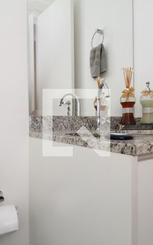 Apartamento à venda com 56m², 2 quartos e 1 vagaBanheiro Social