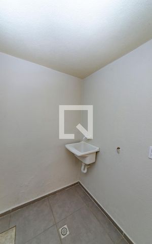 Studio para alugar com 33m², 1 quarto e sem vaga Studio para alugar com 33m², 1 quarto e sem vagaÁrea de Serviço