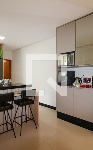 Casa para alugar com 474m², 4 quartos e 4 vagas Casa para alugar com 474m², 4 quartos e 4 vagasCozinha