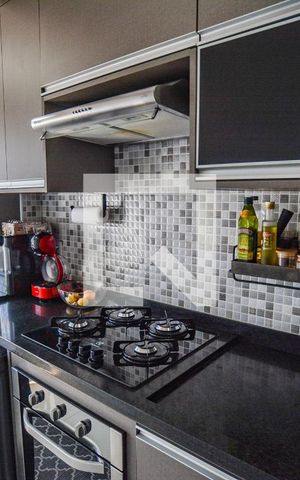 Apartamento à venda com 57m², 2 quartos e 1 vagaCozinha e Área de Serviço