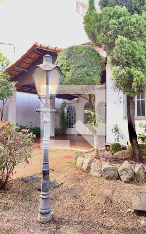 Casa para alugar com 250m², 3 quartos e 4 vagas Casa para alugar com 250m², 3 quartos e 4 vagasJardim