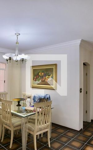 Casa para alugar com 250m², 3 quartos e 4 vagas Casa para alugar com 250m², 3 quartos e 4 vagasSala de Jantar