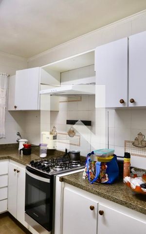 Casa para alugar com 250m², 3 quartos e 4 vagas Casa para alugar com 250m², 3 quartos e 4 vagasCozinha